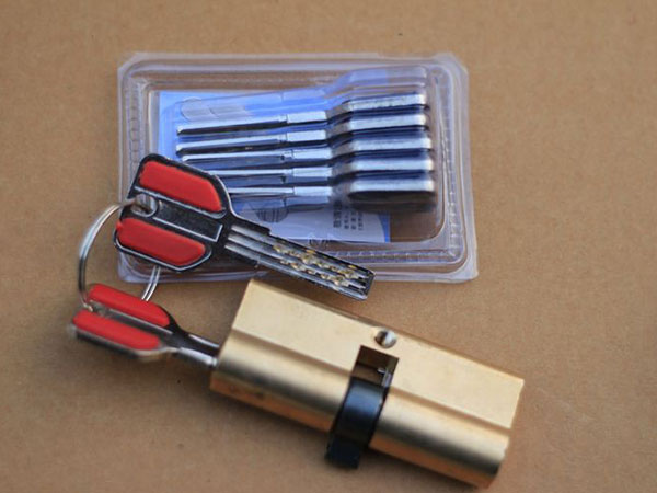 隆化24小时上门开锁公司